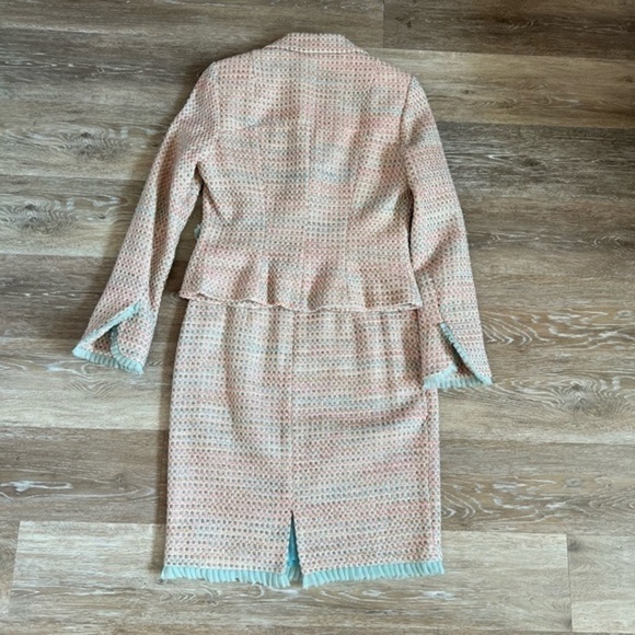 Kay Unger Spring/Easter suit - Picture 3 of 8